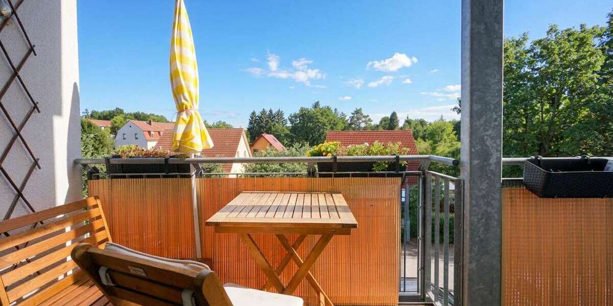 Etagenwohnung Dresden Leuben - 2 Zimmer, 65 m&sup2;, 145.000&euro; | Angebot:27112503
