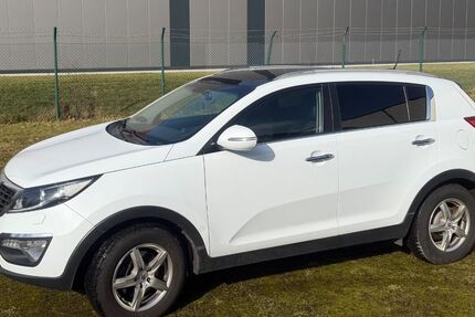 Kia Sportage 212.000 km 8.300 &euro; Delmenhorst 27753
