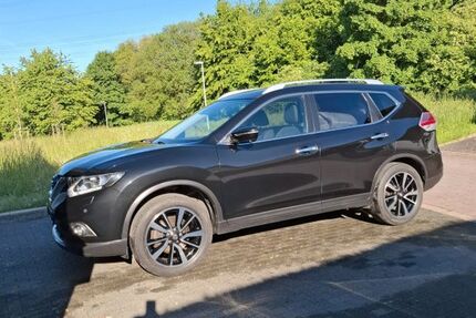 Nissan X-Trail 99.600 km 15.700 &euro; Hameln 31789