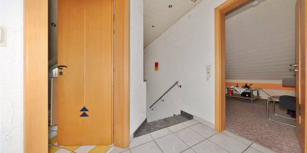 Einfamilienhaus Wilhelmshaven Fedderwarden - 8 Zimmer, 203 m&sup2;, 279.000&euro; | Angebot:26851798