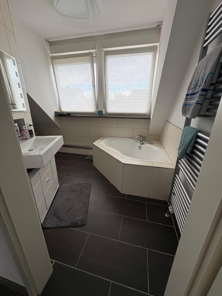Maisonette-Traum am Rhein – stilvoll wohnen in Toplage