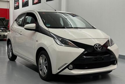 Toyota Aygo (X) 79.500 km 6.990 &euro; Brannenburg 83098