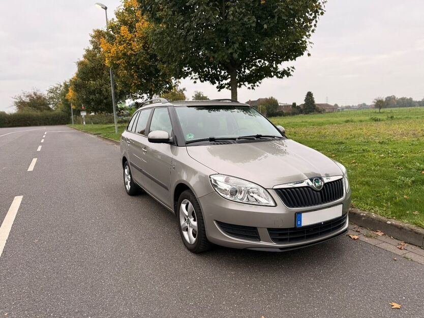 Skoda Fabia 104.500 km 5.499 € Viersen 41748