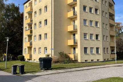 Wohnung zum Mieten in Traunreut 540 € 50 m² 2 zimmer