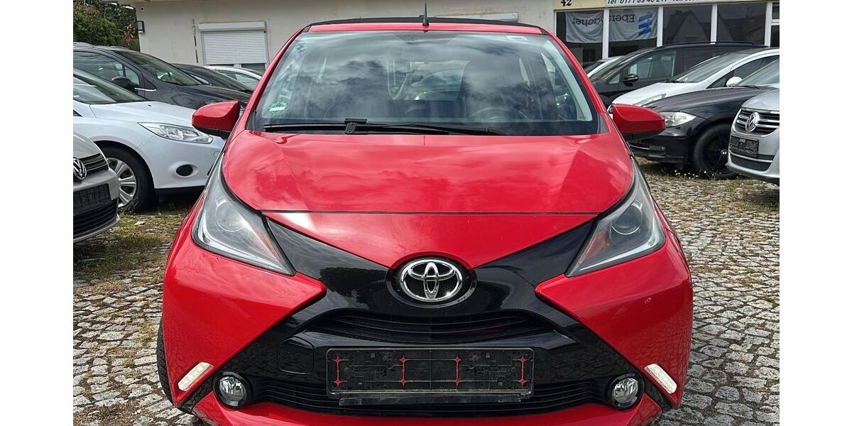 Toyota Aygo (X) 80.000 km 7.900 &euro; Gerolzhofen 97447