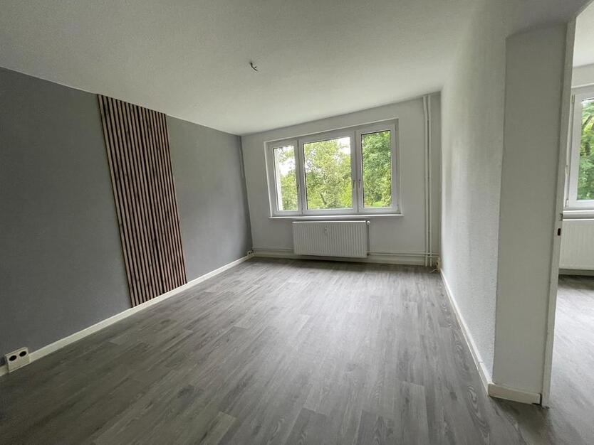 4 Zimmer im Hochparterre gegenüber vom Park
