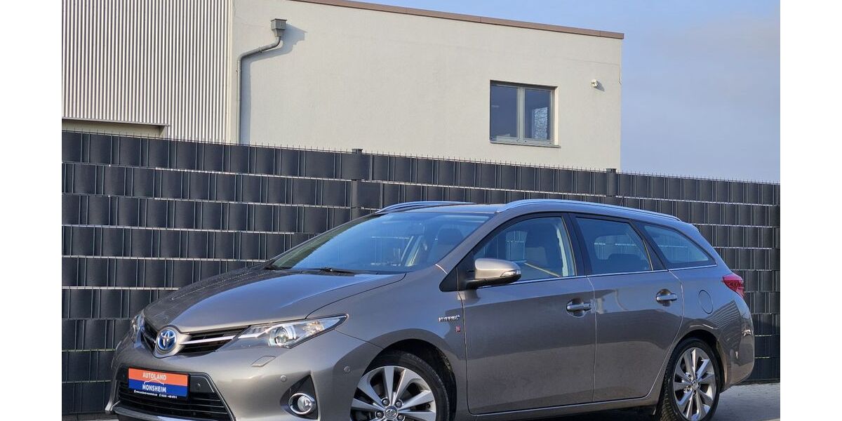 Toyota Auris 161.976 km 9.950 &euro; Monsheim 67590
