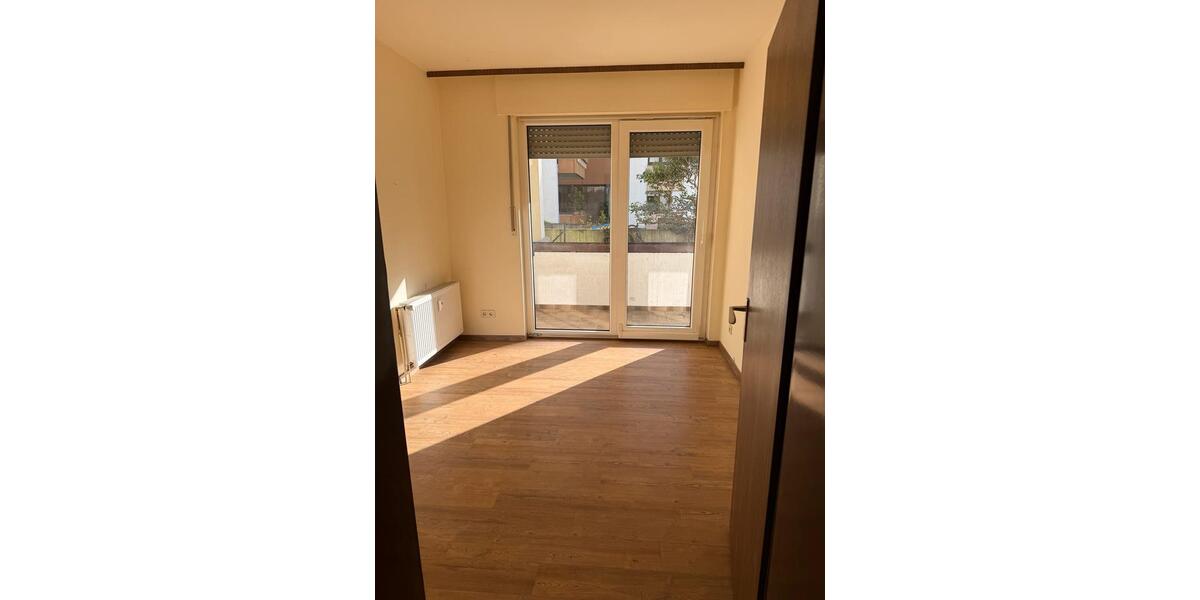 Erdgeschoßwohnung Andernach - 3 Zimmer, 90 m&sup2;, 880&euro; | Angebot:25964257