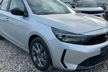 Opel Corsa 43.251 km 15.790 &euro; München 81829