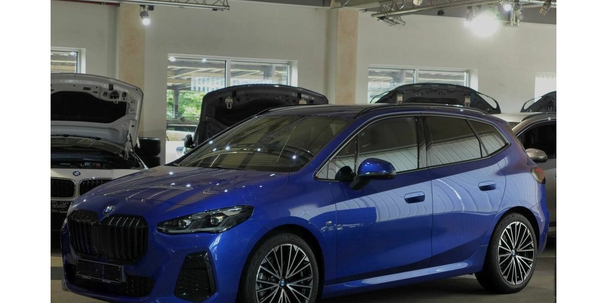 BMW 218 Active Tourer i MSport 360°,AHK, NP:57.750 19.100 km 30.590 &euro; Landshut 84030