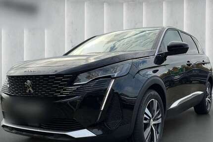 Peugeot 5008 74.237 km 26.900 € Grünwald 82031