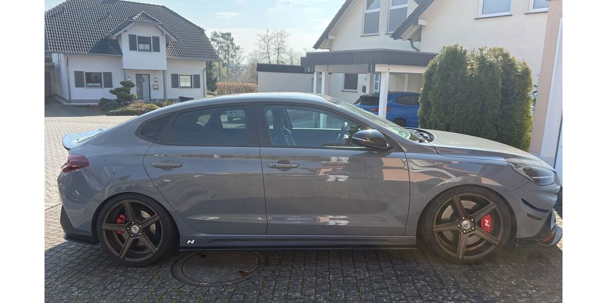 Hyundai i30 57.297 km 29.999 &euro; Herschbach 56249