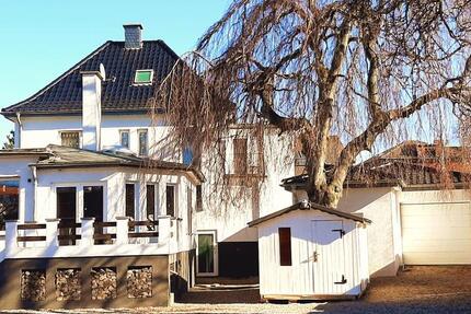 Haus Düren Rölsdorf - 14 Zimmer, 420 m&sup2;, 890.000&euro; | Angebot:25057943