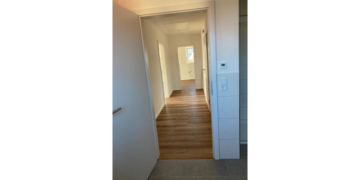 Dachgeschoßwohnung Neusitz - 2 Zimmer, 60 m&sup2;, 720&euro; | Angebot:25416895