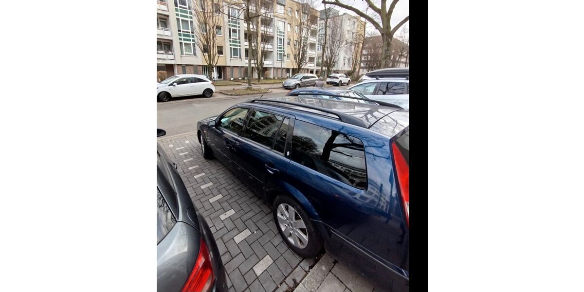 Ford Mondeo 240.000 km 1.300 &euro; Hilden 49721
