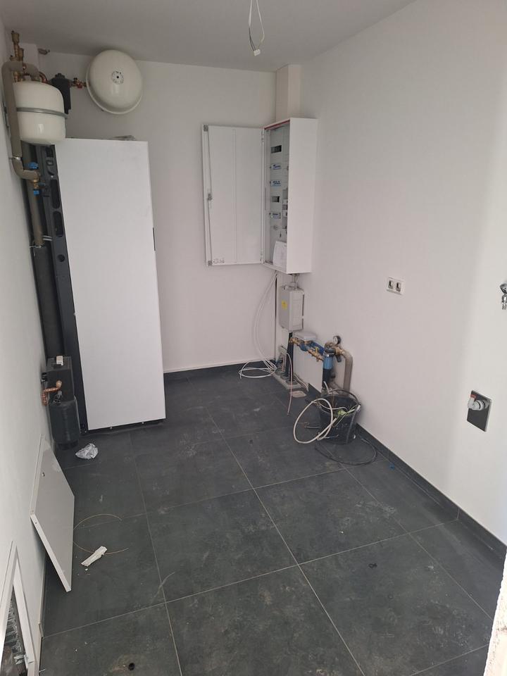 moderne Doppelhaushälfte * Neubau * ebenerdig * barrierefrei