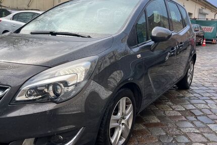 Opel Meriva 141.000 km 6.200 &euro; Berlin 13359