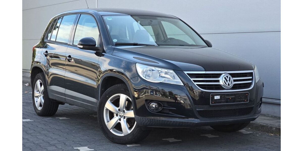 VW Tiguan 99.999 km 9.900 &euro; Wiesbaden 65201