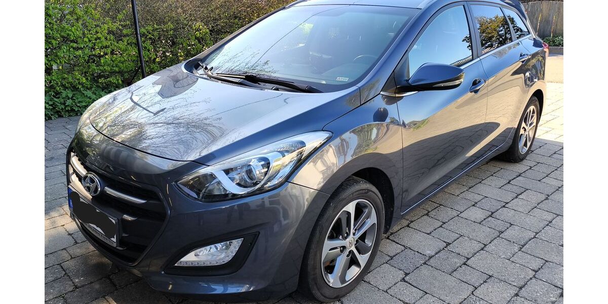 Hyundai i30 119.500 km 9.490 &euro; Bell 56288