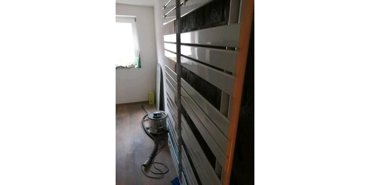 Einfamilienhaus Frankenberg (Eder) - 7 Zimmer, 120 m&sup2;, 99.000&euro; | Angebot:26533805