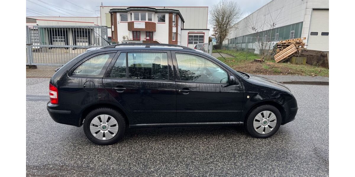 Skoda Fabia 161.943 km 999 &euro; Barsbüttel 22885