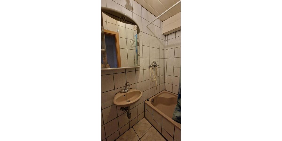 Reihenhaus Düren Mariaweiler-Hoven - 2 Zimmer, 30 m&sup2;, 318&euro; | Angebot:25985877