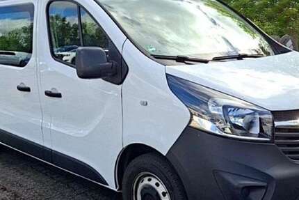 Opel Vivaro 84.236 km 18.990 &euro; Gerstungen 99834