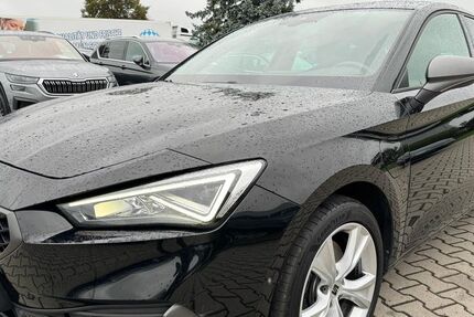 Seat Leon 111.124 km 17.590 € Nabburg 92507