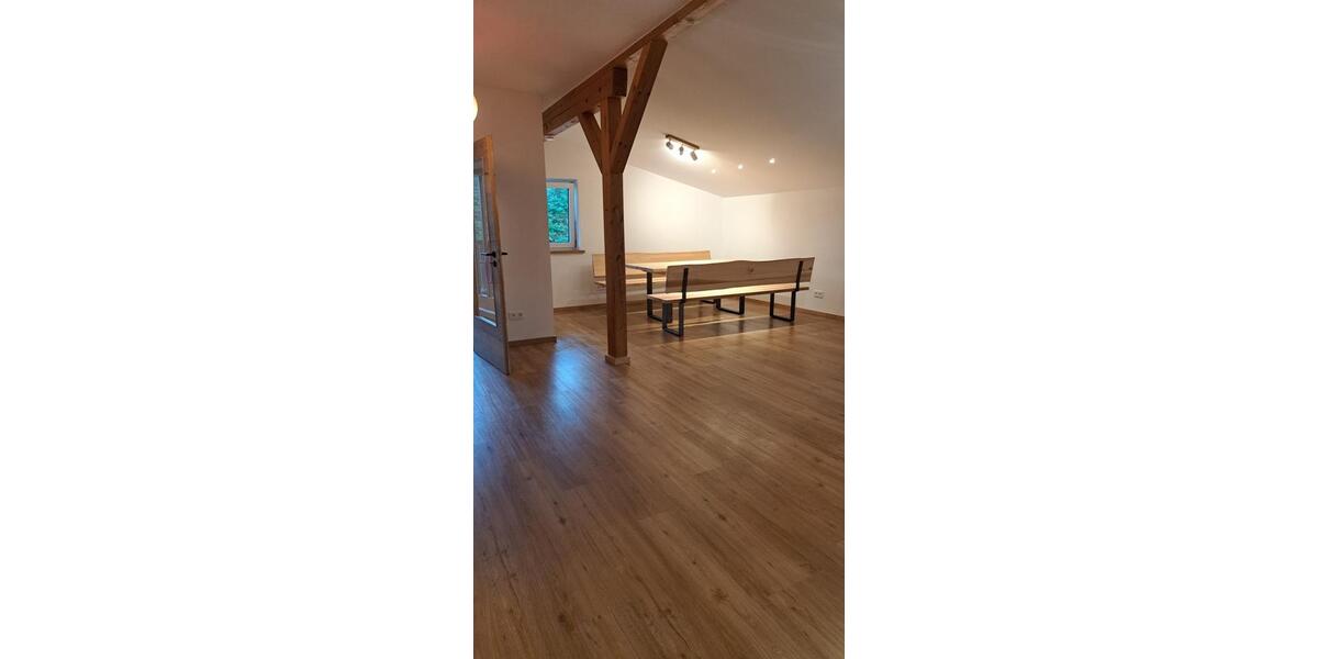 Dachgeschoßwohnung Untergriesbach - 1 Zimmer, 100 m&sup2;, 1.025&euro; | Angebot:26211420