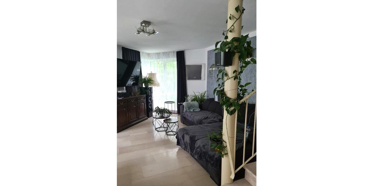 Doppelhaushälfte Reichshof - 5 Zimmer, 126 m&sup2;, 733&euro; | Angebot:26553660