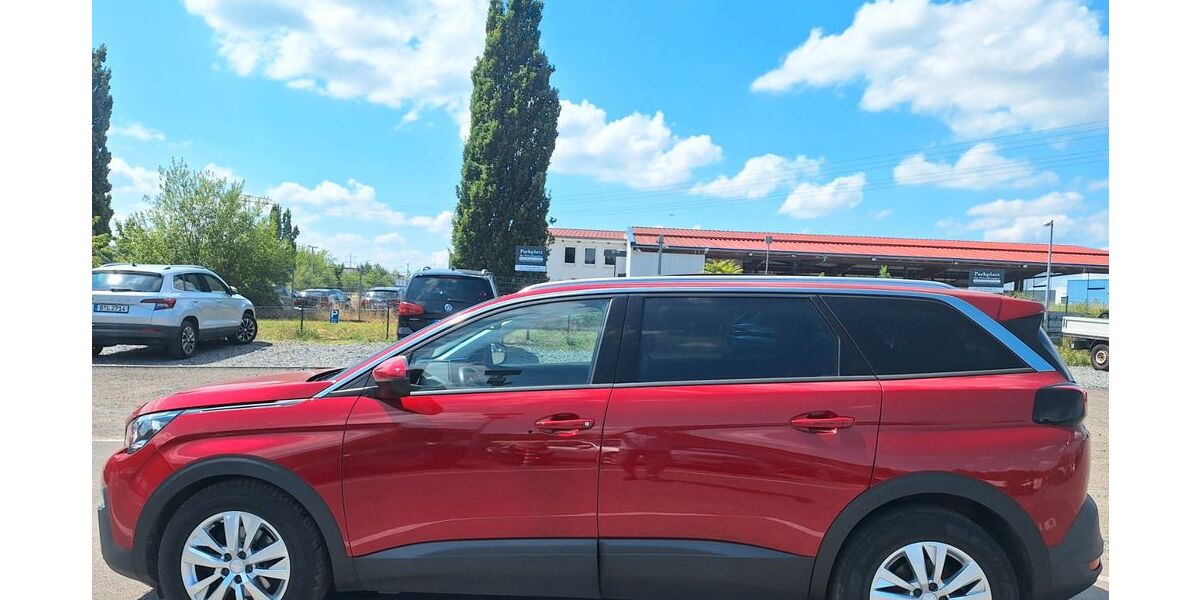 Peugeot 5008 117.000 km 9.990 &euro; Blankenfelde-Mahlow 15831