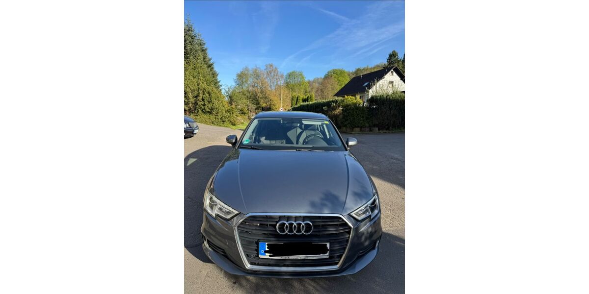 Audi A3 158.000 km 13.900 &euro; Freudenberg 57258