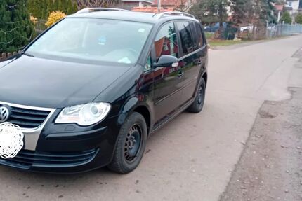 VW Touran 183.000 km 3.990 &euro; THALE 06502