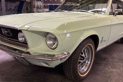 Ford Mustang 60.000 km 25.999 &euro; Solingen 42699