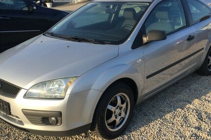 Ford Focus Trend,Klima,ESP, Tüv Neu ! 191.000 km 2.999 € Himmelkron 95502