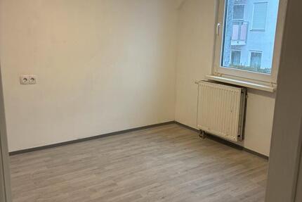 Haus Freiberg am Neckar - 5 Zimmer, 91 m&sup2;, 290.000&euro; | Angebot:24897610