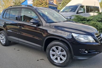 VW Tiguan 209.938 km 6.850 &euro; Derenburg 38895