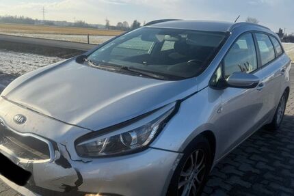Kia ceed Sportswagon 109.000 km 3.999 &euro; Hohenlinden bei München 85664