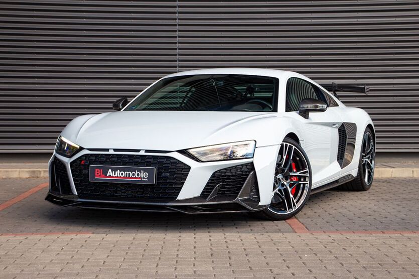 Audi R8 32.000 km 121.990 € Langweid 86462
