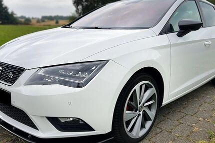 Seat Leon 112.000 km 14.450 &euro; Bottrop 46240