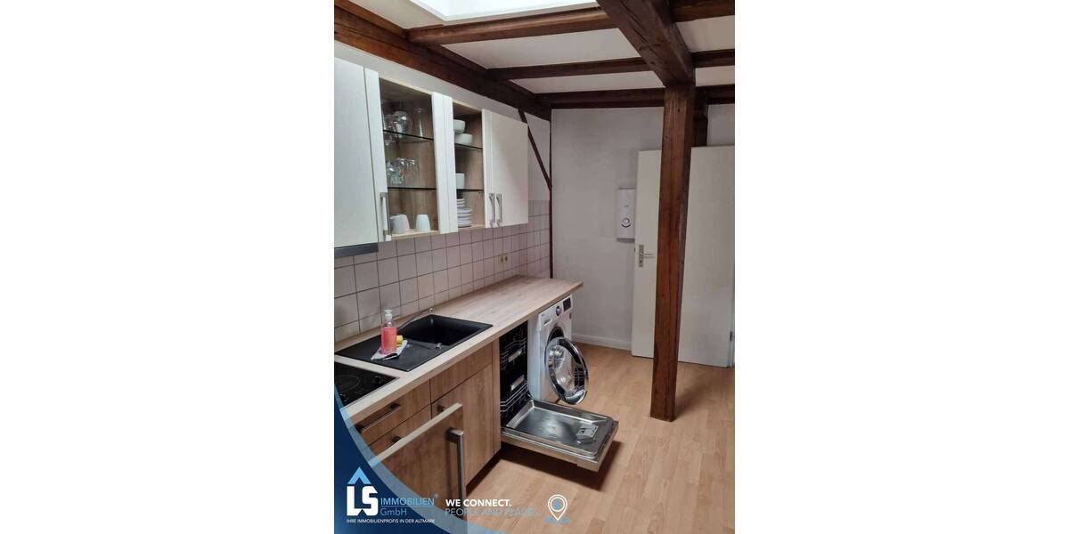 Etagenwohnung Stendal - 3 Zimmer, 106 m&sup2;, 850&euro; | Angebot:26875169