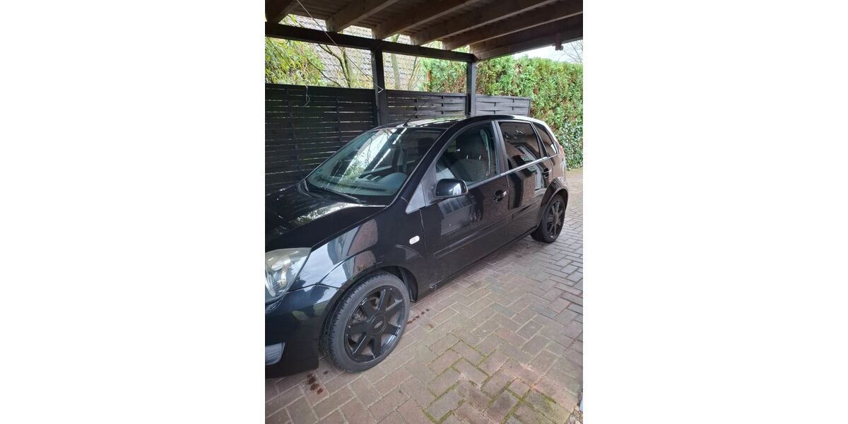 Ford Fiesta 139.000 km 2.399 &euro; Hohenlockstedt 25551