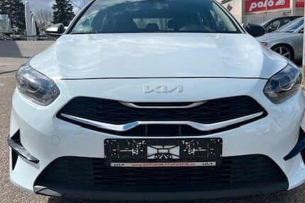 Kia ceed / Ceed 41.627 km 12.999 &euro; Pforzheim 75179