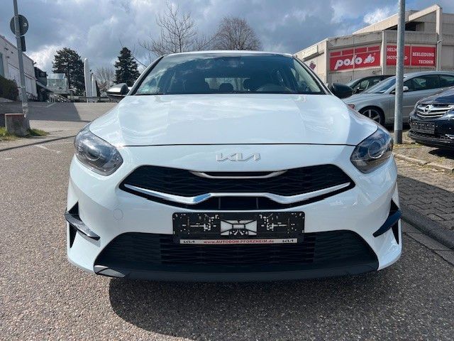 Kia ceed / Ceed 41.627 km 12.999 &euro; Pforzheim 75179