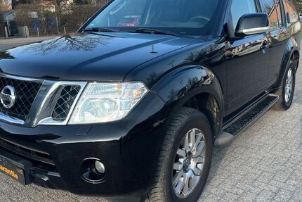 Nissan Pathfinder 245.000 km 9.800 &euro; Berlin 13158