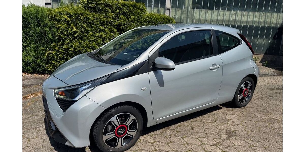 Toyota Aygo (X) 47.000 km 11.500 &euro; Hannover 30179