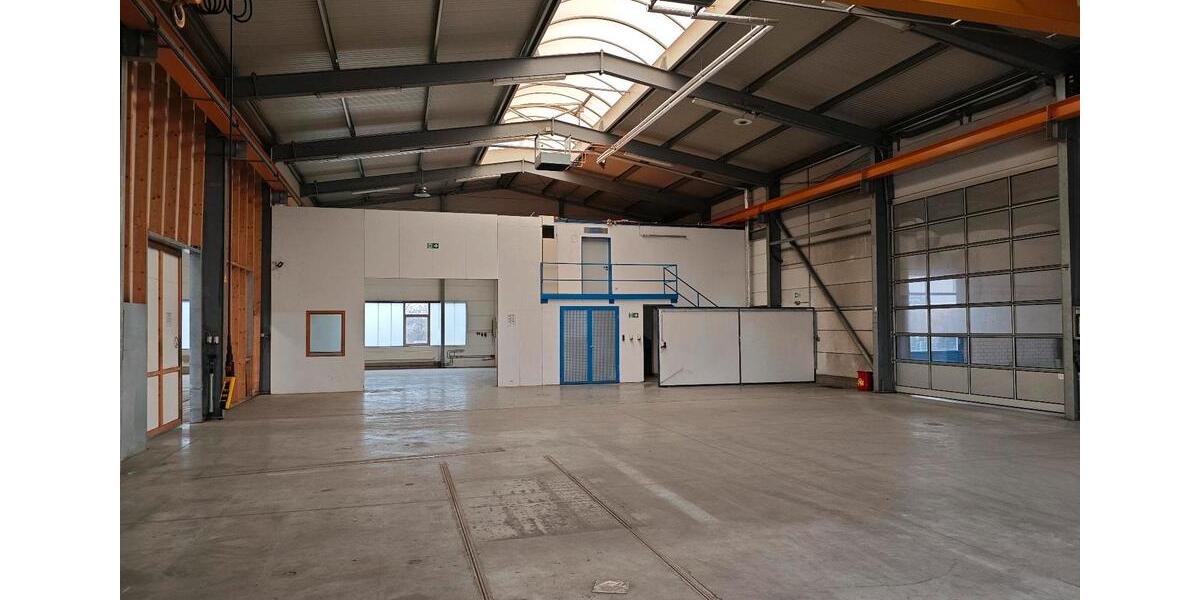 Halle für Lager, Produktion, Logistik oder Gewerbe zu vermieten zimmer
