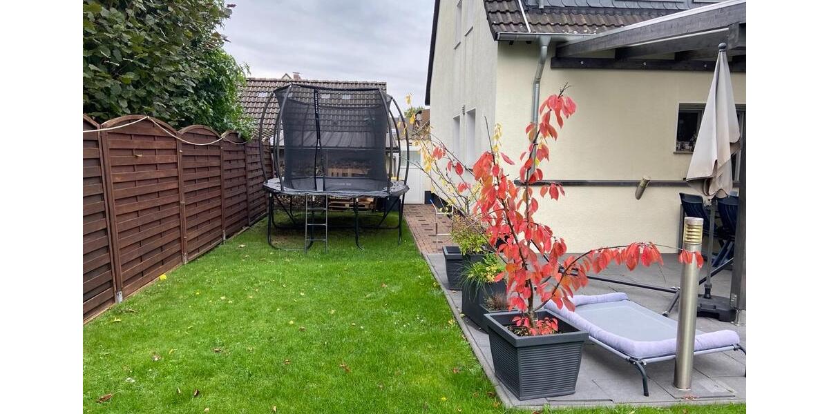 Charmante Doppelhaushälfte mit viel Platz in ruhiger Lage 6 zimmer