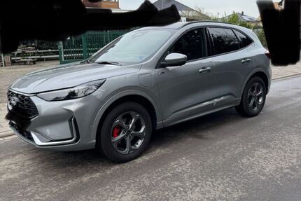 Ford Kuga 26.520 km 37.900 &euro; Düren 52351