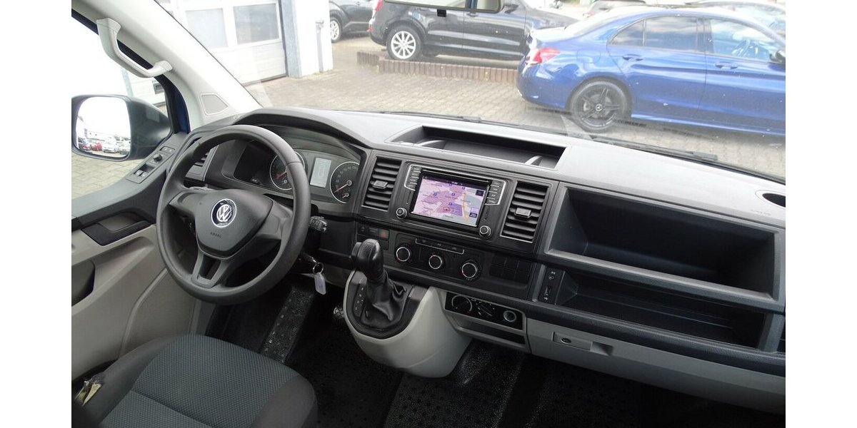 VW T6 Transporter 2,0l TDI lang DSG, Navi, Klima, AHK 209.500 km 15.690 &euro; Rodgau 63110